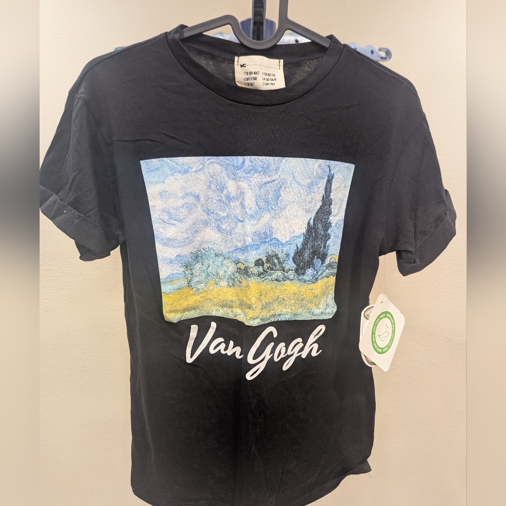 Van Gogh Graphic T-Shirt NWT Juniors XS Black